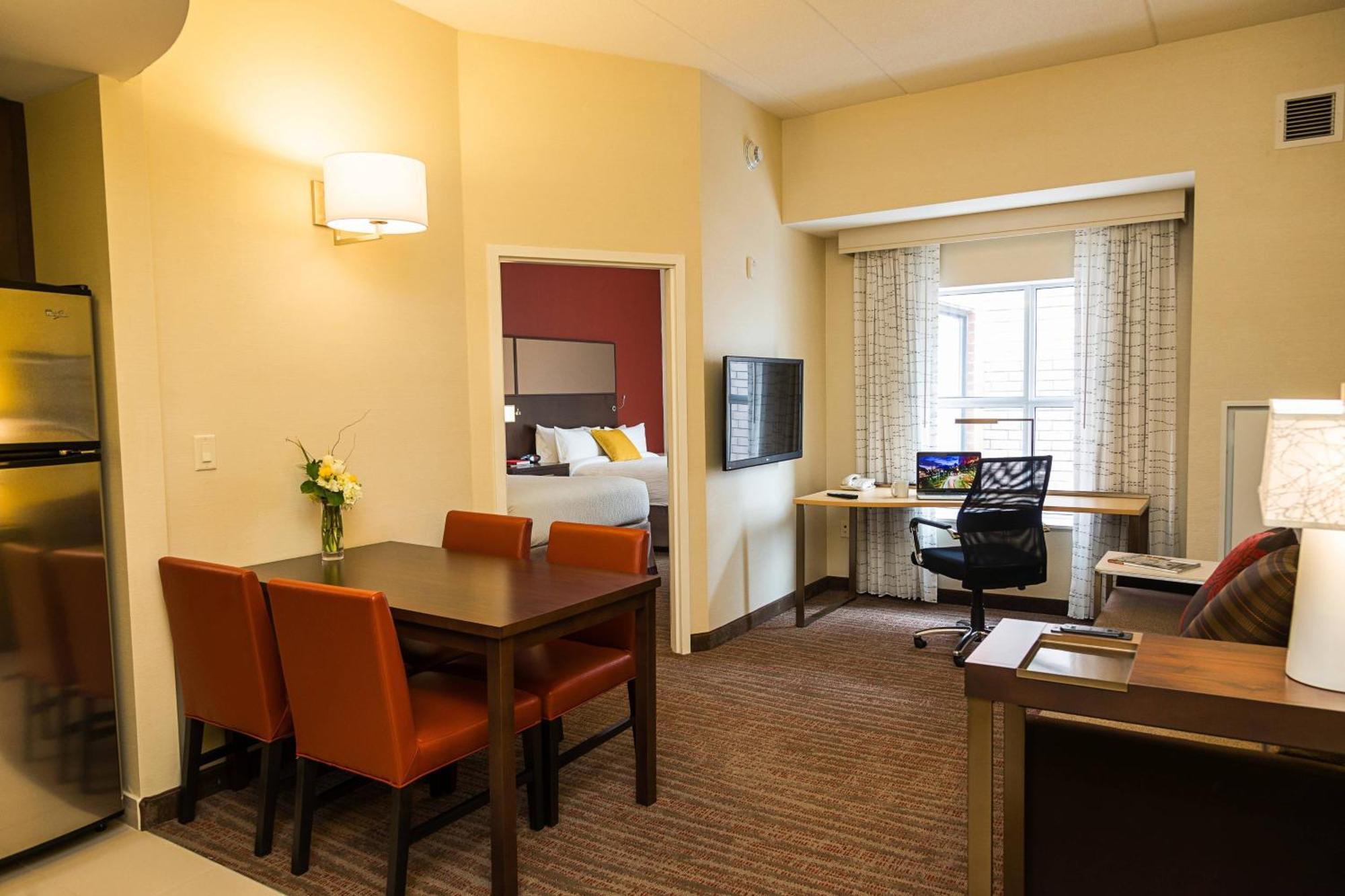 Residence Inn By Marriott Ottawa Airport Екстер'єр фото